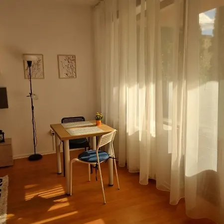 Flower - 1 Apartment