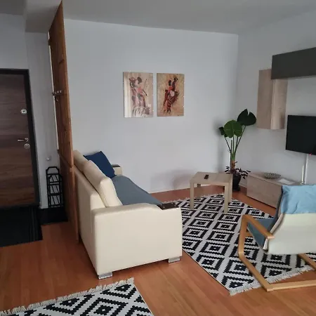 아파트 Flower - 1 클루지나포카